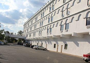 Hotel Raritan